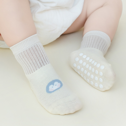 WobbleBug Summer Ready Grip Sockies
